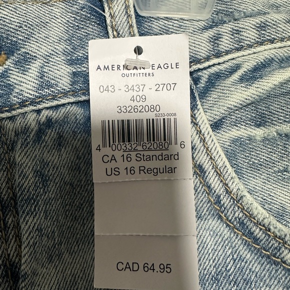 American eagle women’s Light Wash Jeans - Picture 4 of 4